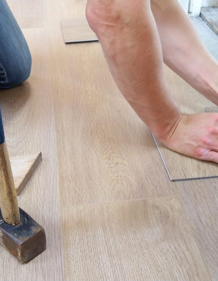 floor flooring hand man 1388944